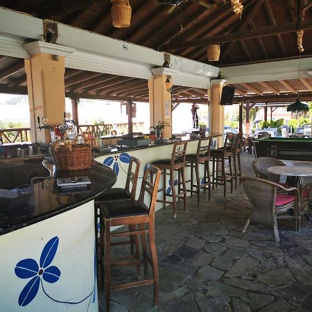 Nafsika Hotel Agios Stefanos Avliotes  Eksteriør billede