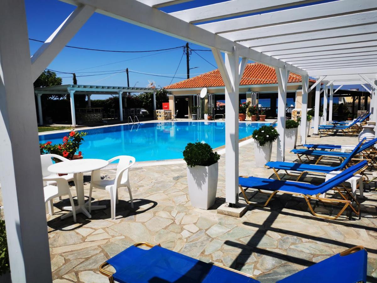 Nafsika Hotel Agios Stefanos Avliotes  Eksteriør billede