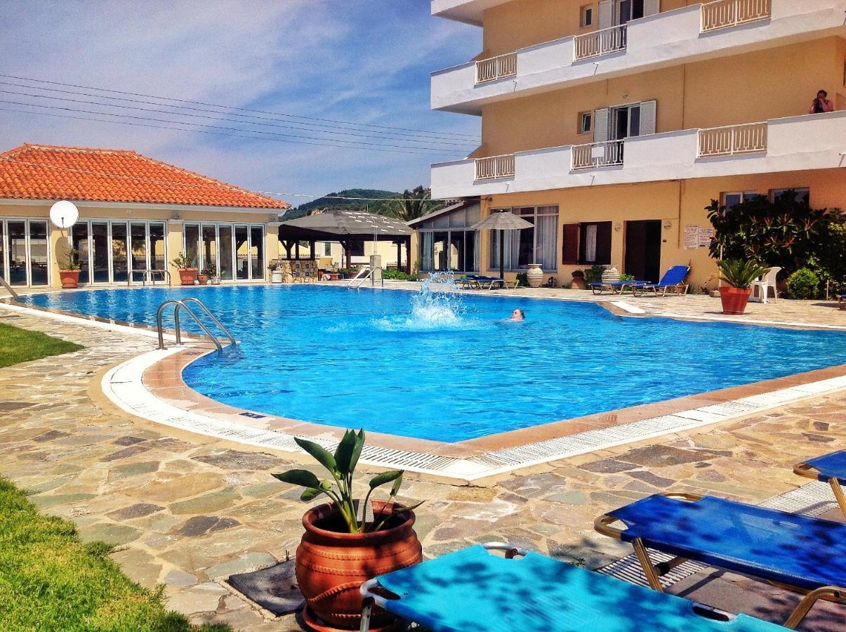 Nafsika Hotel Agios Stefanos Avliotes  Eksteriør billede